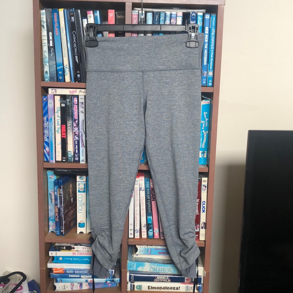 Lululemon Capri Ruched Drawstring Heather Gray Sz 4 Leggings